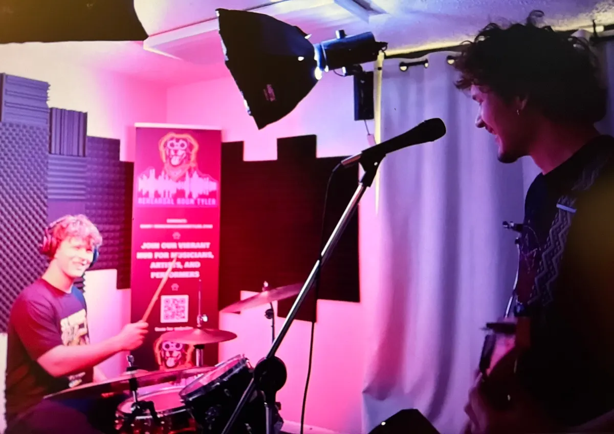Trio Room at Rehearsal Room Tyler